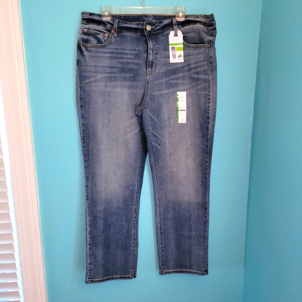 NWT Time & Tru Jeans Straight sz. 18